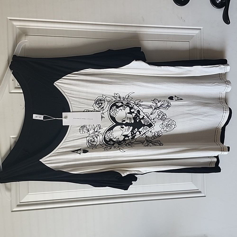 Shoulder less blouse